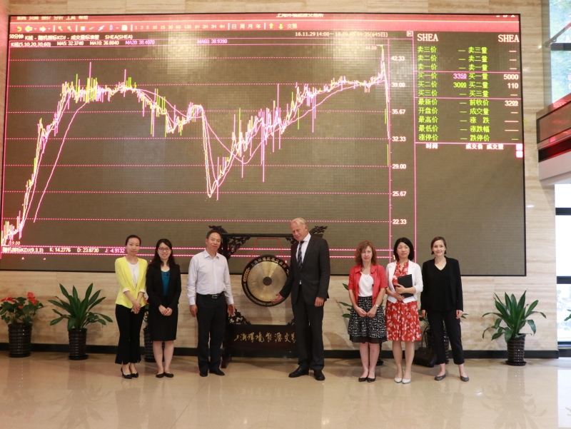 嗯我若若 嗯我若若