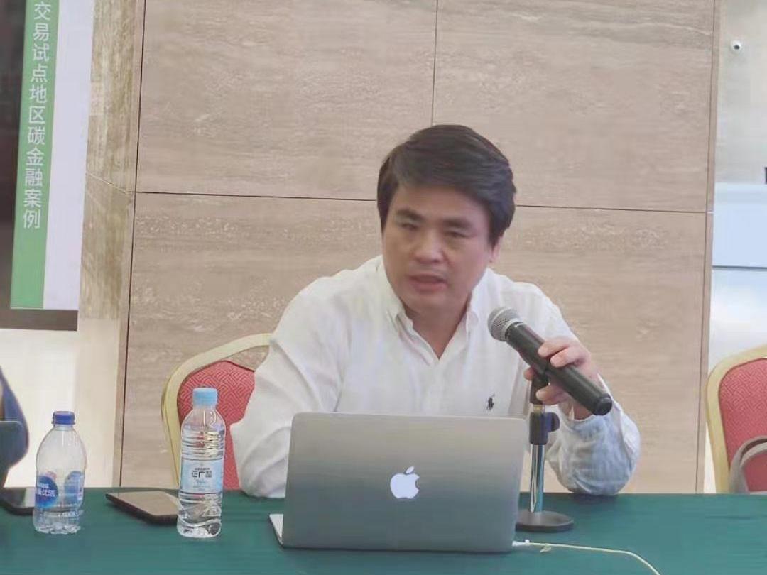 复旦大学教授 张梓太 复旦大学教授 张梓太