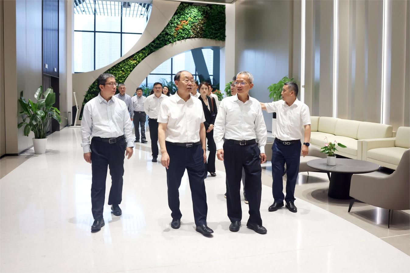 图片2 图片2
